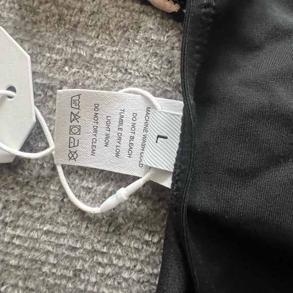 New tankini top very cute black with leopard print trim - Picture 3 of 9